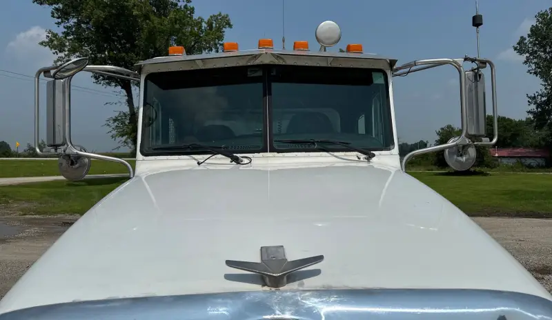 2005 Peterbilt 357 photo 24