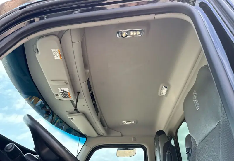 2020 Kenworth T880 photo 30