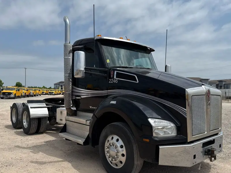 2020 Kenworth T880 photo 3
