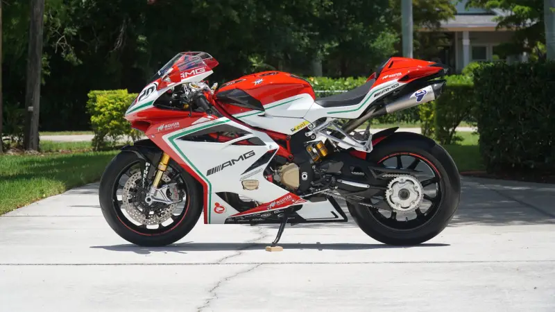 2015 MV Agusta F4 photo 22