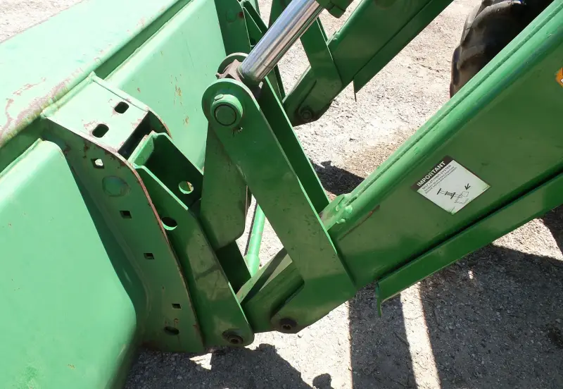 2001 John Deere 7210 photo 14