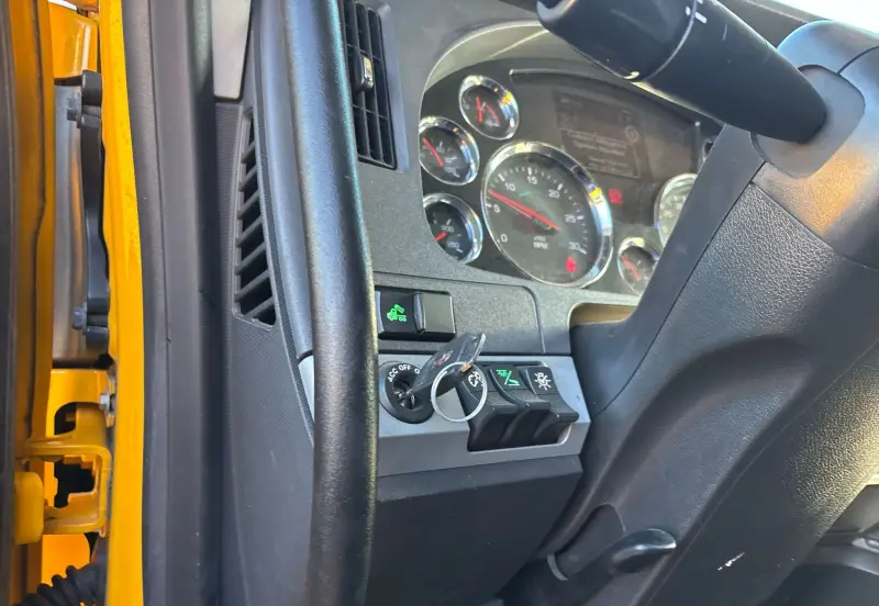 2022 Kenworth T680 photo 20