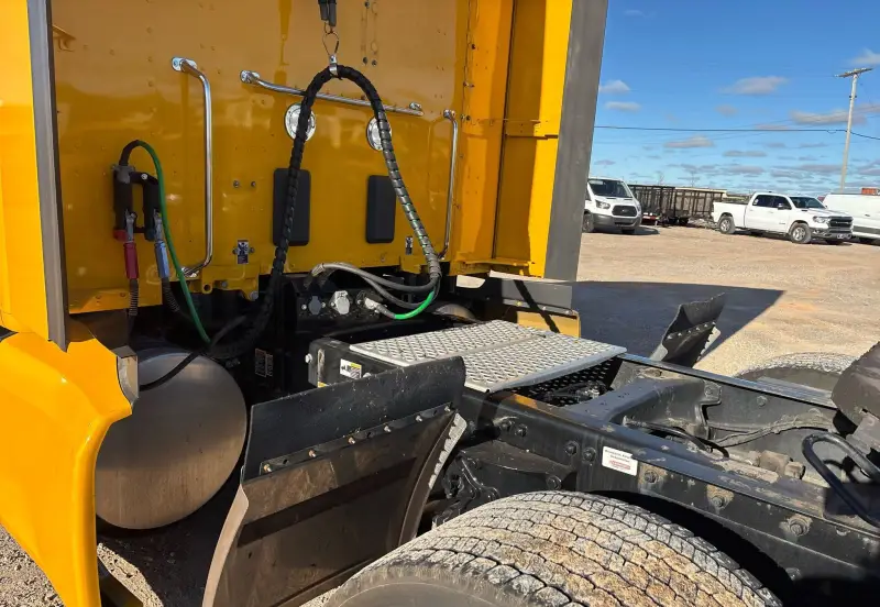 2022 Kenworth T680 photo 10
