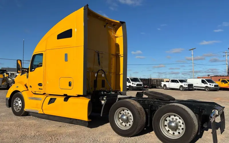 2022 Kenworth T680 photo 8