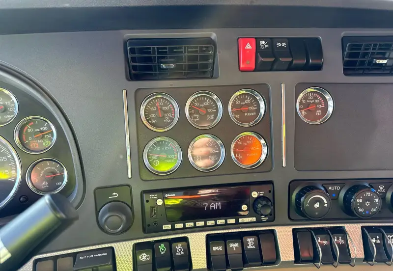 2021 Kenworth T880 photo 58