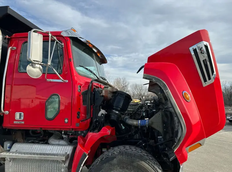 2016 Western Star 4700SF photo 87