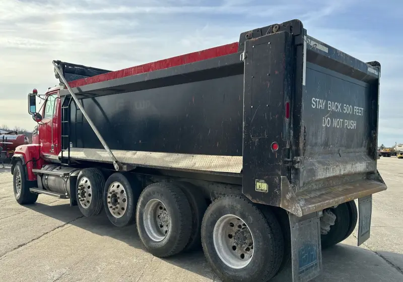 2016 Western Star 4700SF photo 7