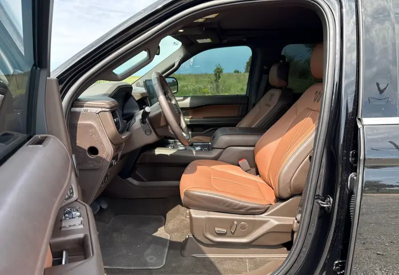 2024 Ford Expedition King Ranch photo 16