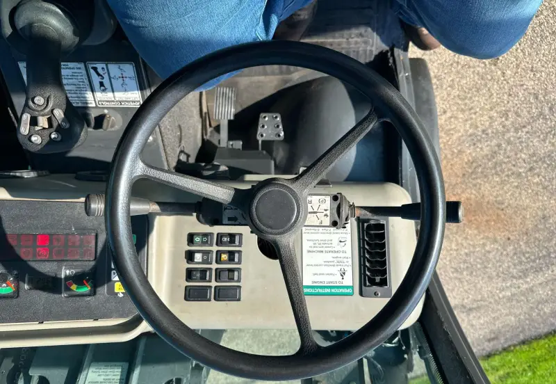 2016 Bobcat 5600 photo 56