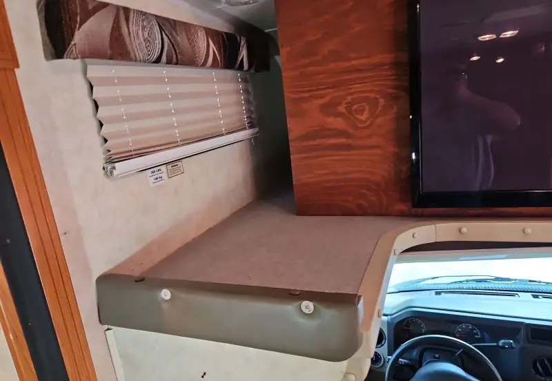 2012 Coachman Freelander 32BH photo 44