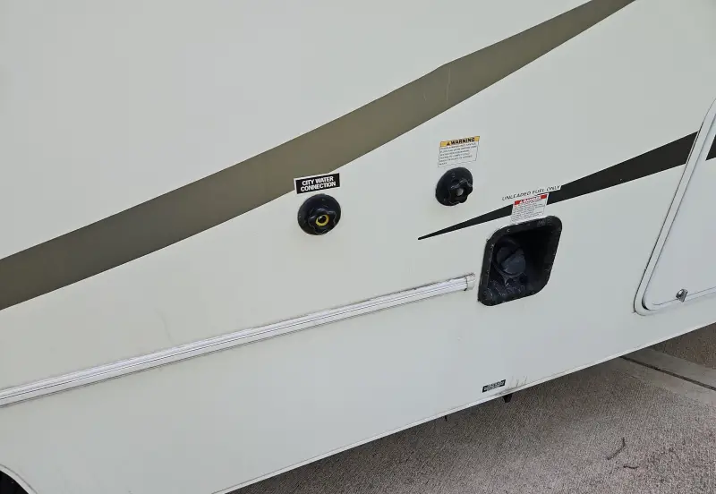 2012 Coachman Freelander 32BH photo 175