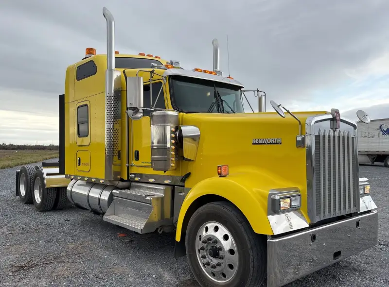 2021 Kenworth W900 photo 3