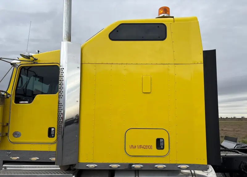 2021 Kenworth W900 photo 39