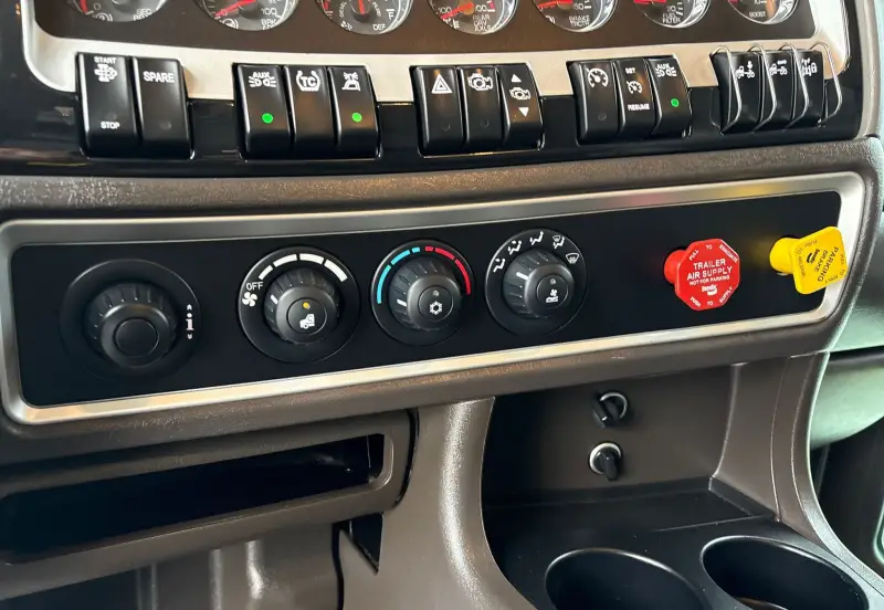 2021 Kenworth W900 photo 54