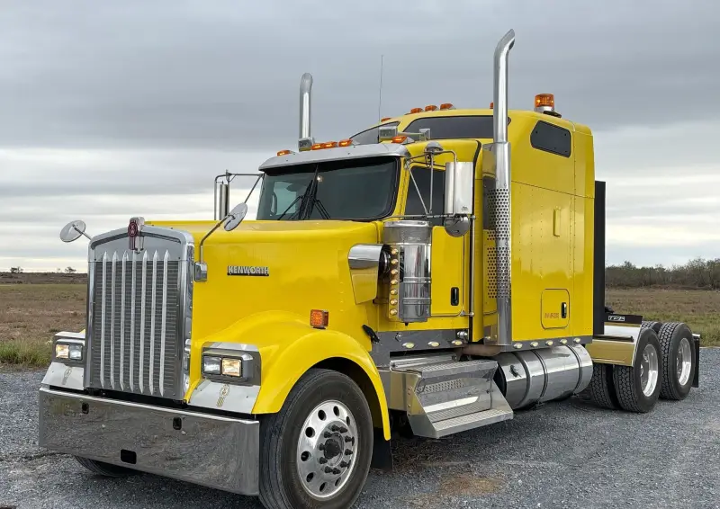 2021 Kenworth W900 photo 1
