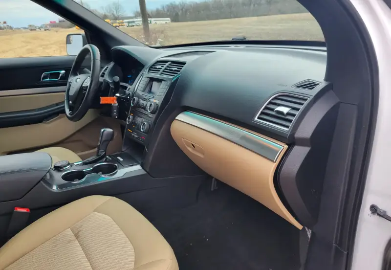 2017 Ford Explorer photo 37