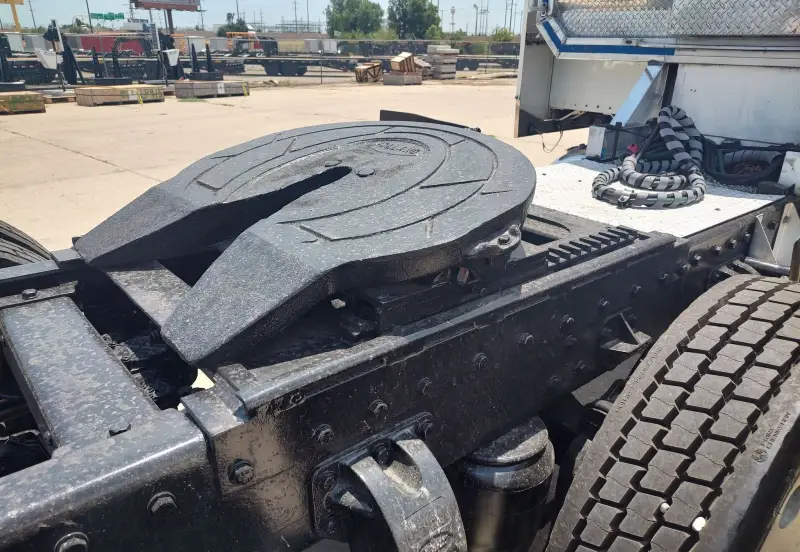 2003 Peterbilt 379 photo 18
