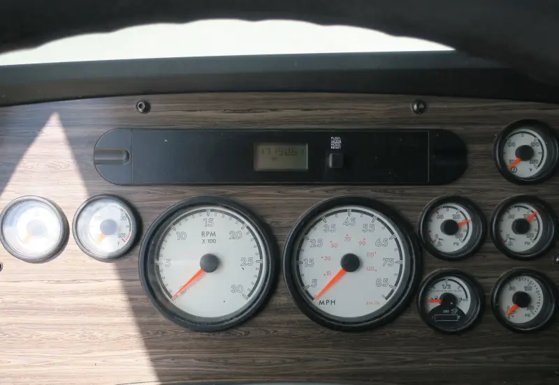 2012 Freightliner Coronado SD photo 71