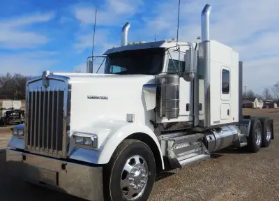 2016 Kenworth W900
