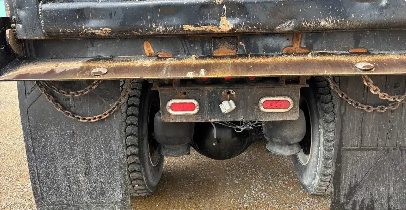 2017 Peterbilt 567 photo 31