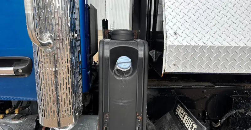 2017 Peterbilt 567 photo 9