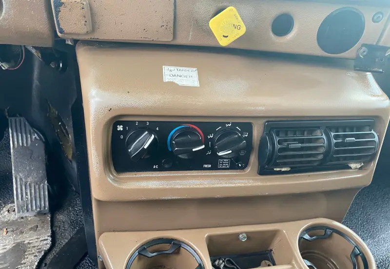 2005 Mack CV713 Granite photo 16