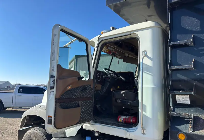 2015 Mack GU713 photo 33