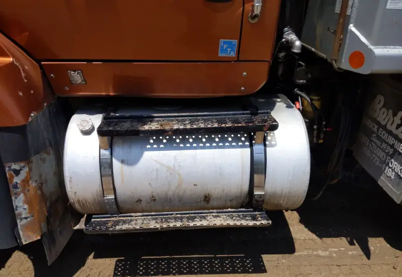 2013 International WorkStar 7600 photo 22
