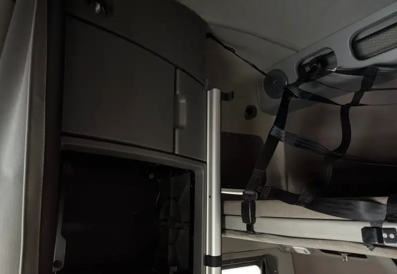 2023 Volvo VNL 860 photo 63