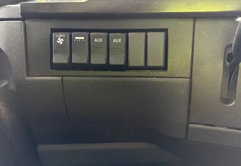 2023 Volvo VNL 860 photo 51