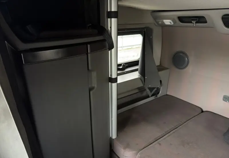 2023 Volvo VNL 860 photo 62