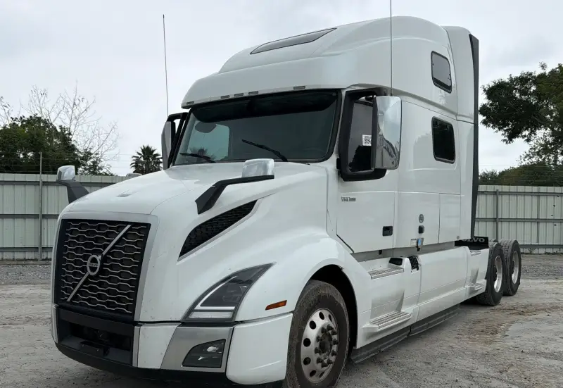 2023 Volvo VNL 860 photo 1