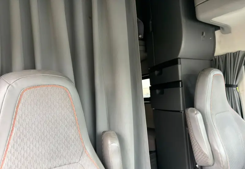 2023 Volvo VNL 860 photo 59