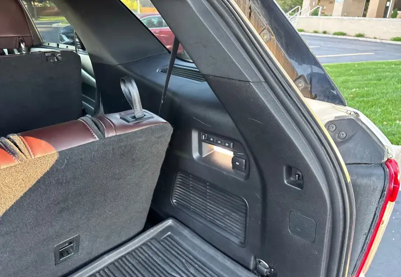 2020 Ford Explorer photo 87