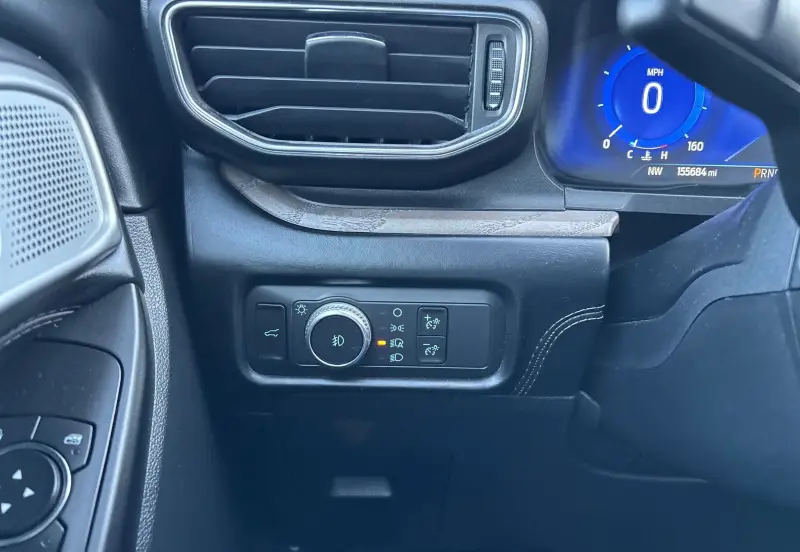 2020 Ford Explorer photo 54