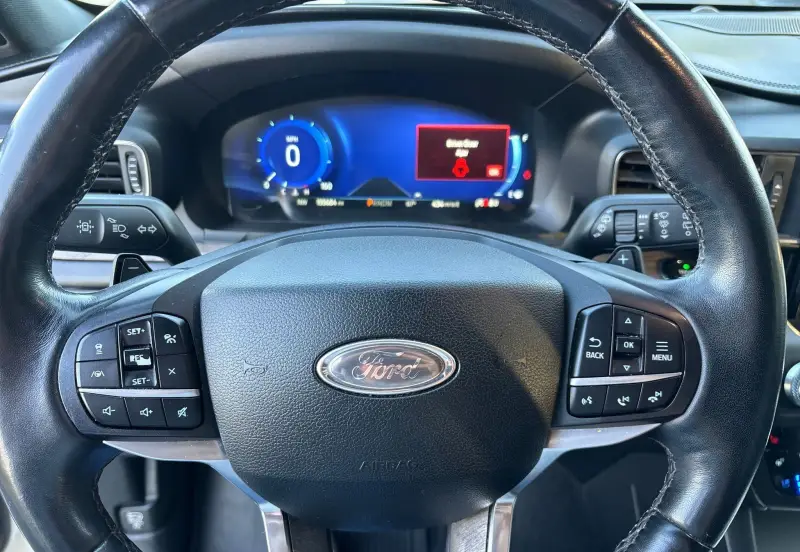 2020 Ford Explorer photo 48