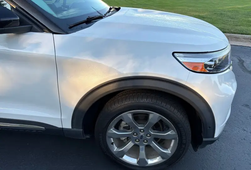 2020 Ford Explorer photo 19