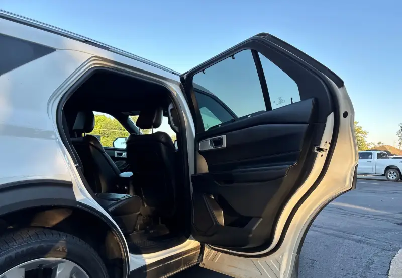 2020 Ford Explorer photo 70