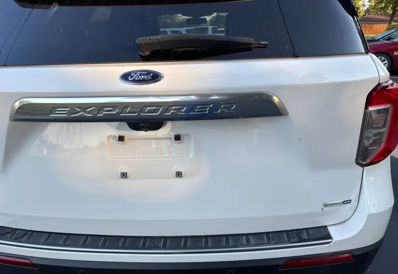 2020 Ford Explorer photo 10