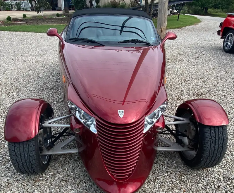 2002 Chrysler Prowler photo 2