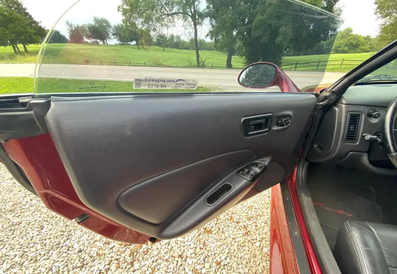 2002 Chrysler Prowler photo 9