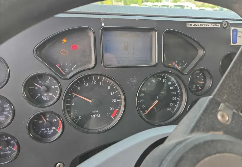 2013 Mack Granite GU713 photo 35